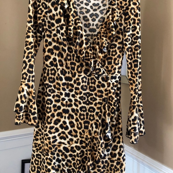 FAUX WRAP LEOPARD DRESS - Picture 6 of 6